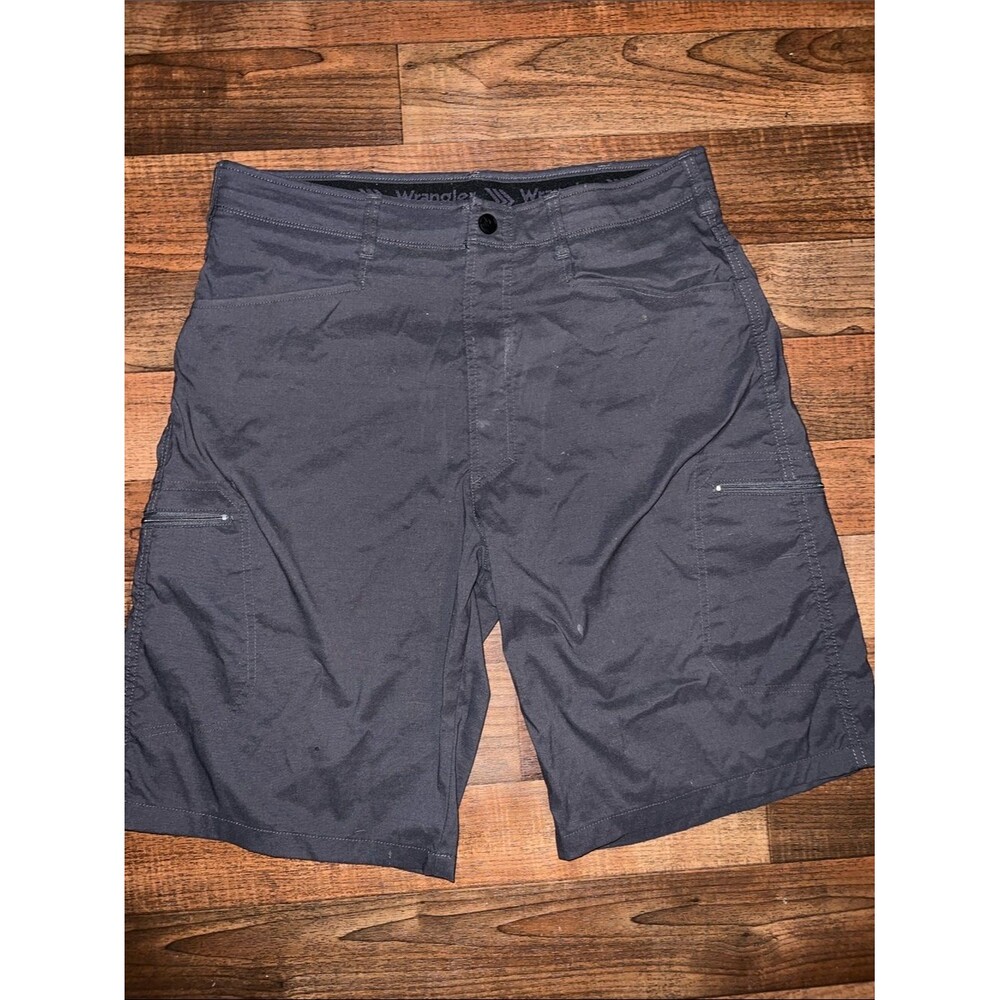 Wrangler Men's Charcoal Gray Cargo Shorts size 34